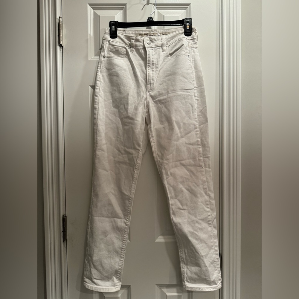 American Eagle White Stretch Mom Jeans